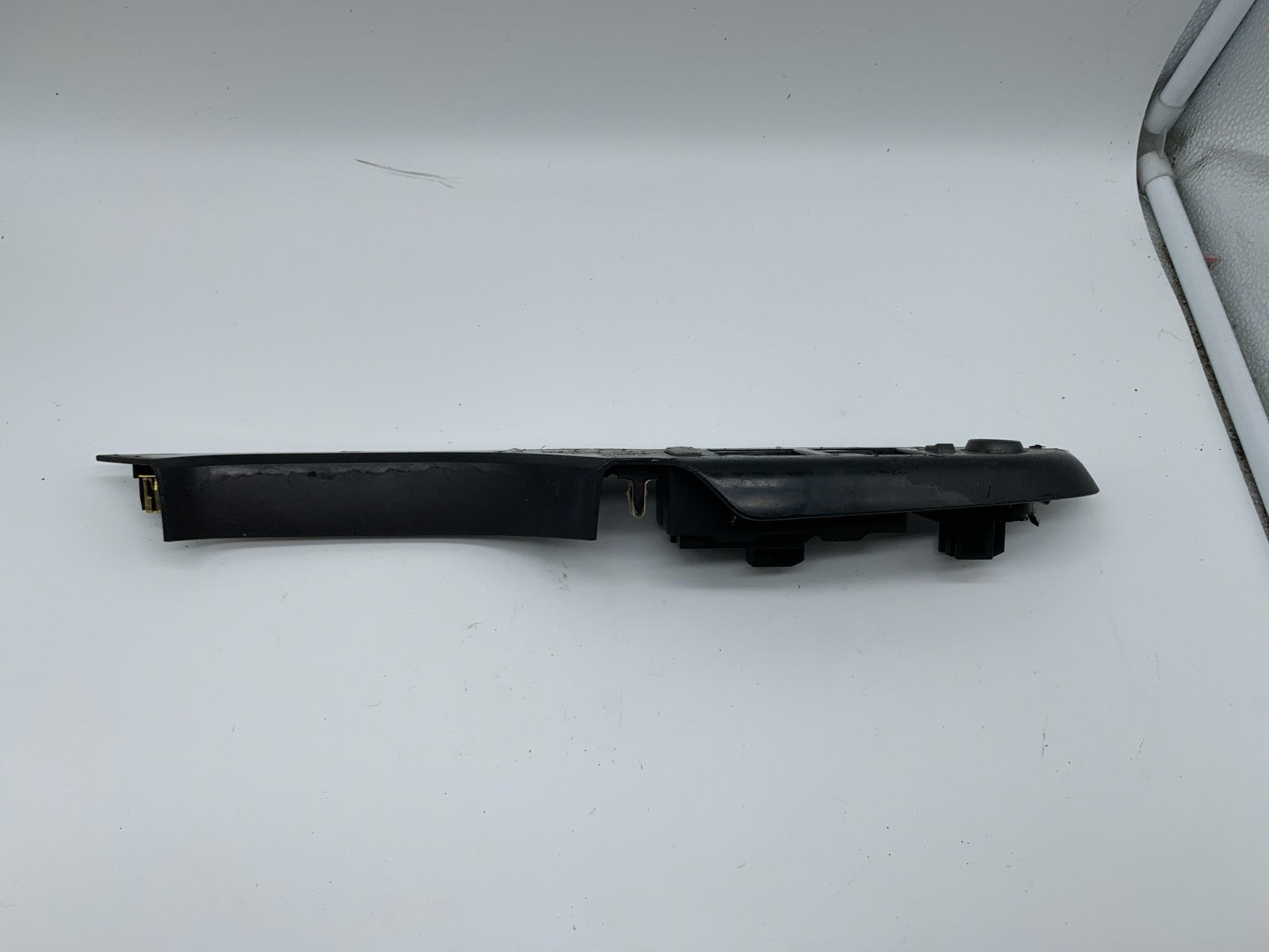 2010-2012 Cadillac SRX Master Power Window Switch OEM B03B54009