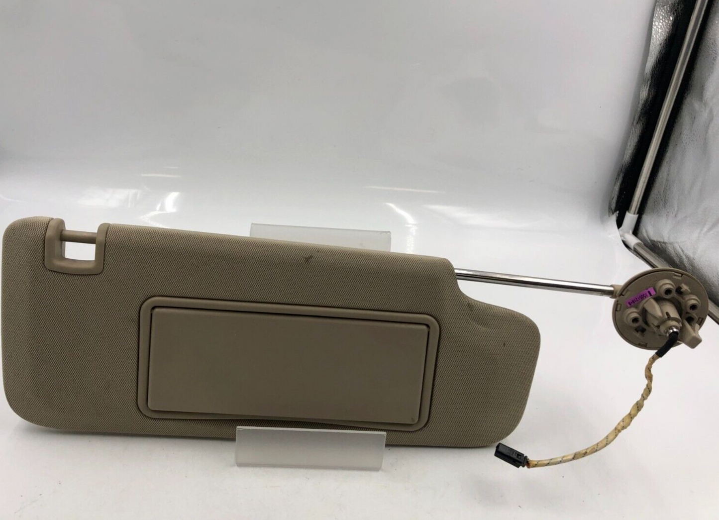 2014-2019 Cadillac CTS Passenger Sun Visor Beige Illuminated OEM B03B06086
