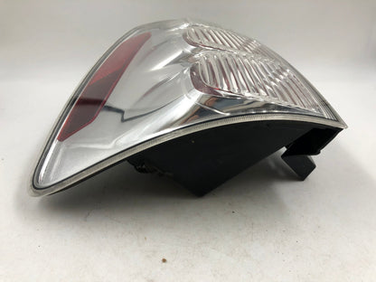 2005-2009 Chevrolet Equinox Passenger Side Tail Light Taillight OEM D04B01005