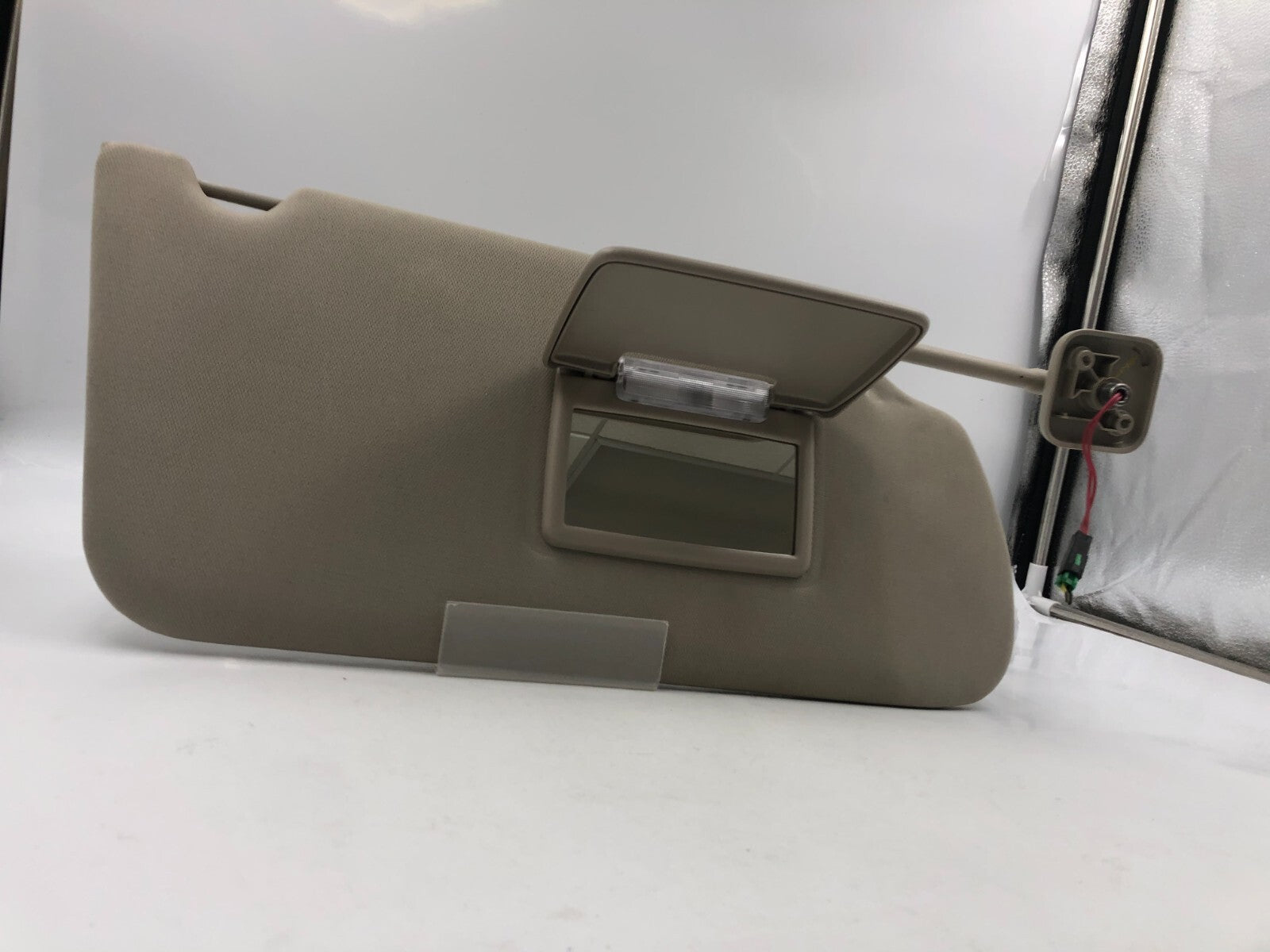 2009-2012 Ford Flex Passenger Sun Visor Shade Tan Illuminated OEM B01B21001