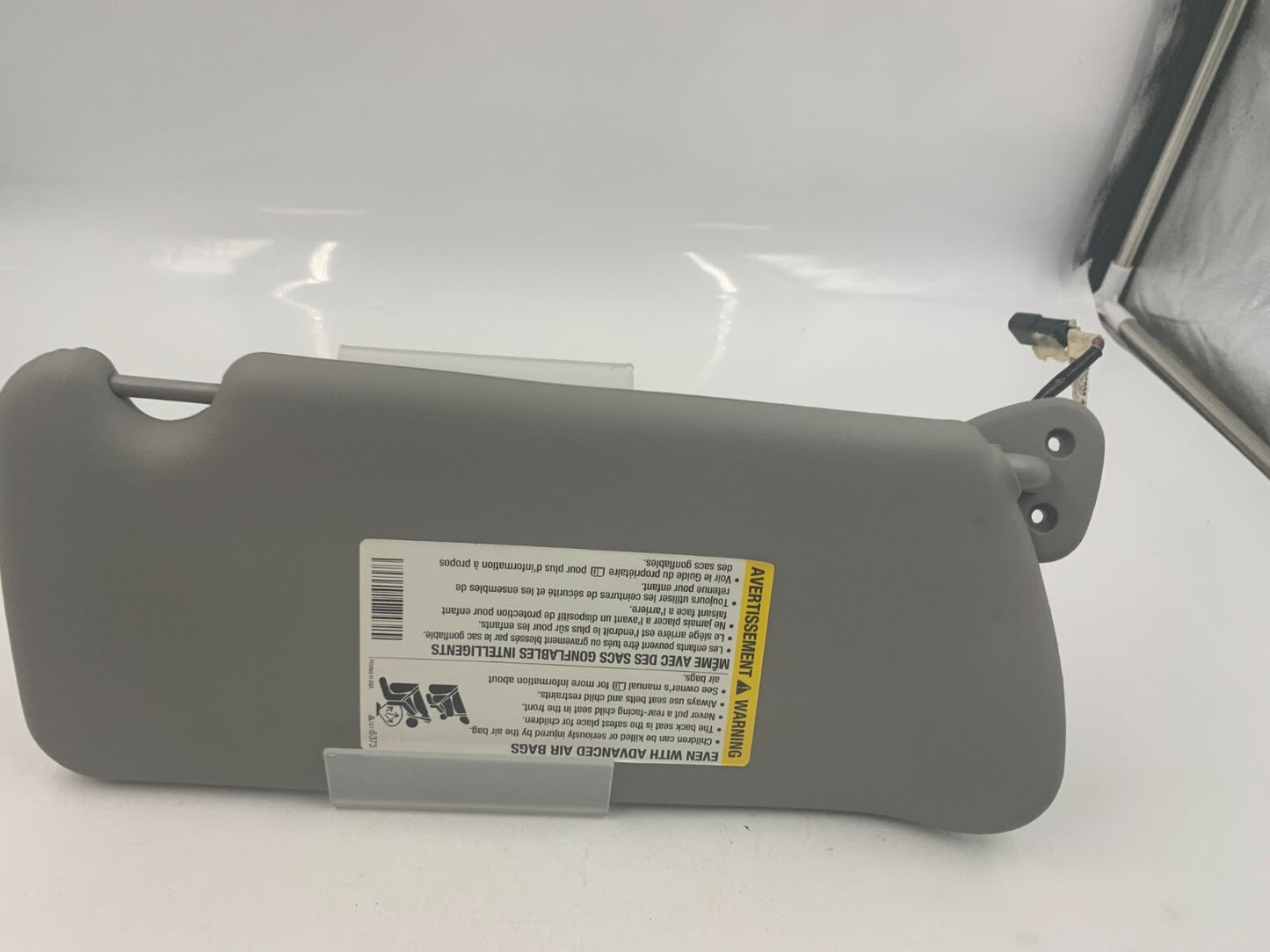 2013-2019 Ford Taurus Passenger Sun Visor Sunvisor Black Illuminated D02B34082