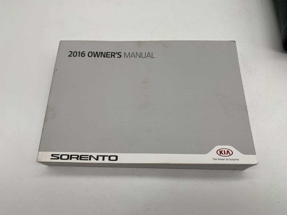 2016 Kia Sorento Owners Manual Set with Case OEM R01B03022