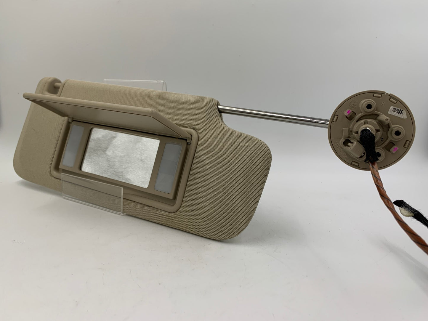 2013-2016 Chevrolet Malibu Passenger Sun Visor Beige Illuminated OEM A02B30007