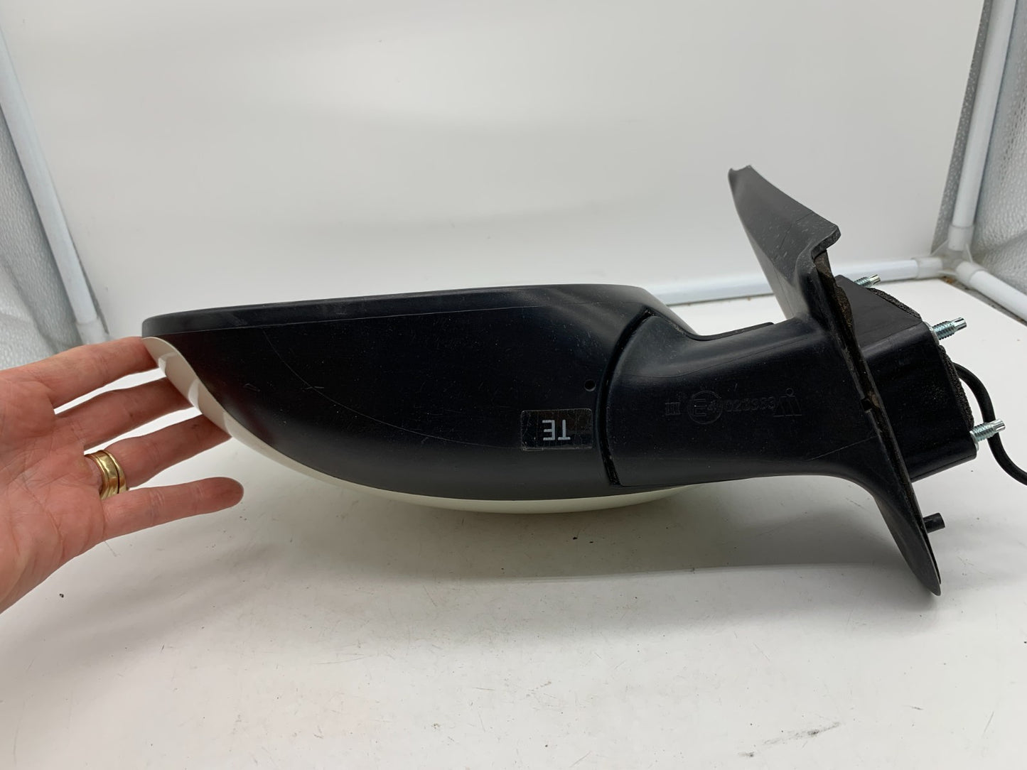 2011-2012 Nissan Juke Driver Side View Power Door Mirror White OEM