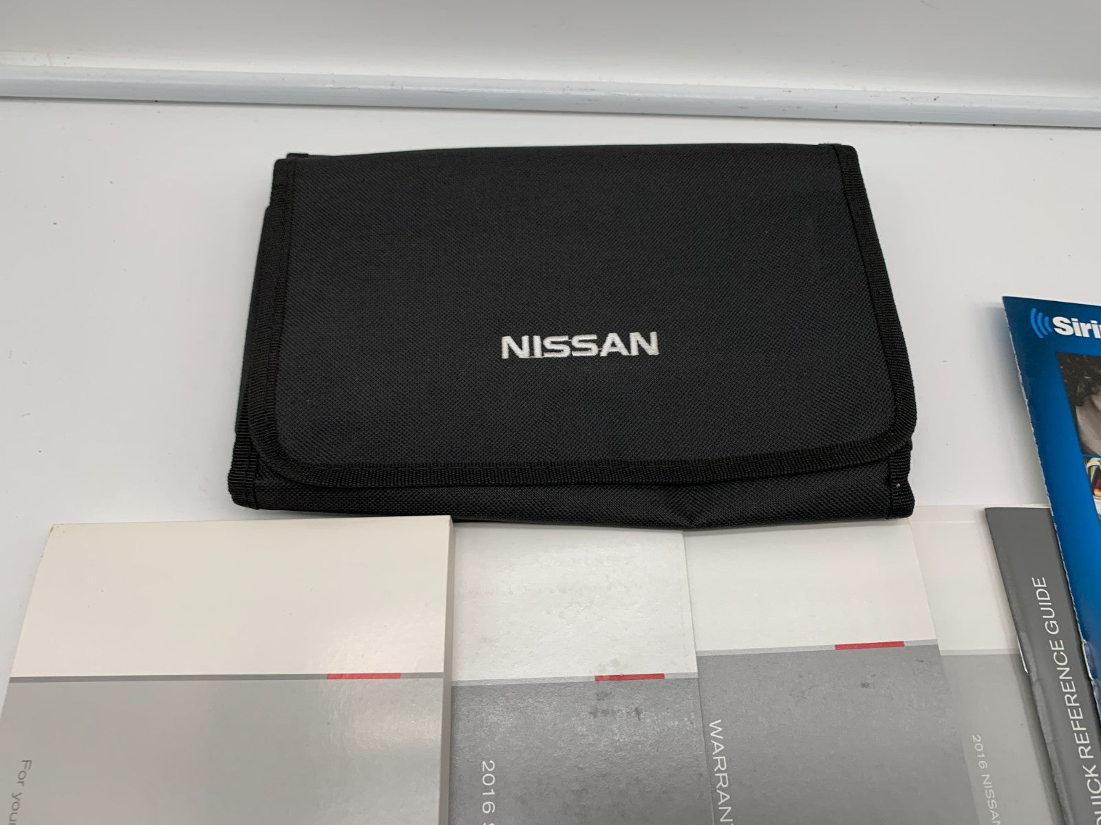 2016 Nissan Sentra Owners Manual Set with Case OEM B04B55052