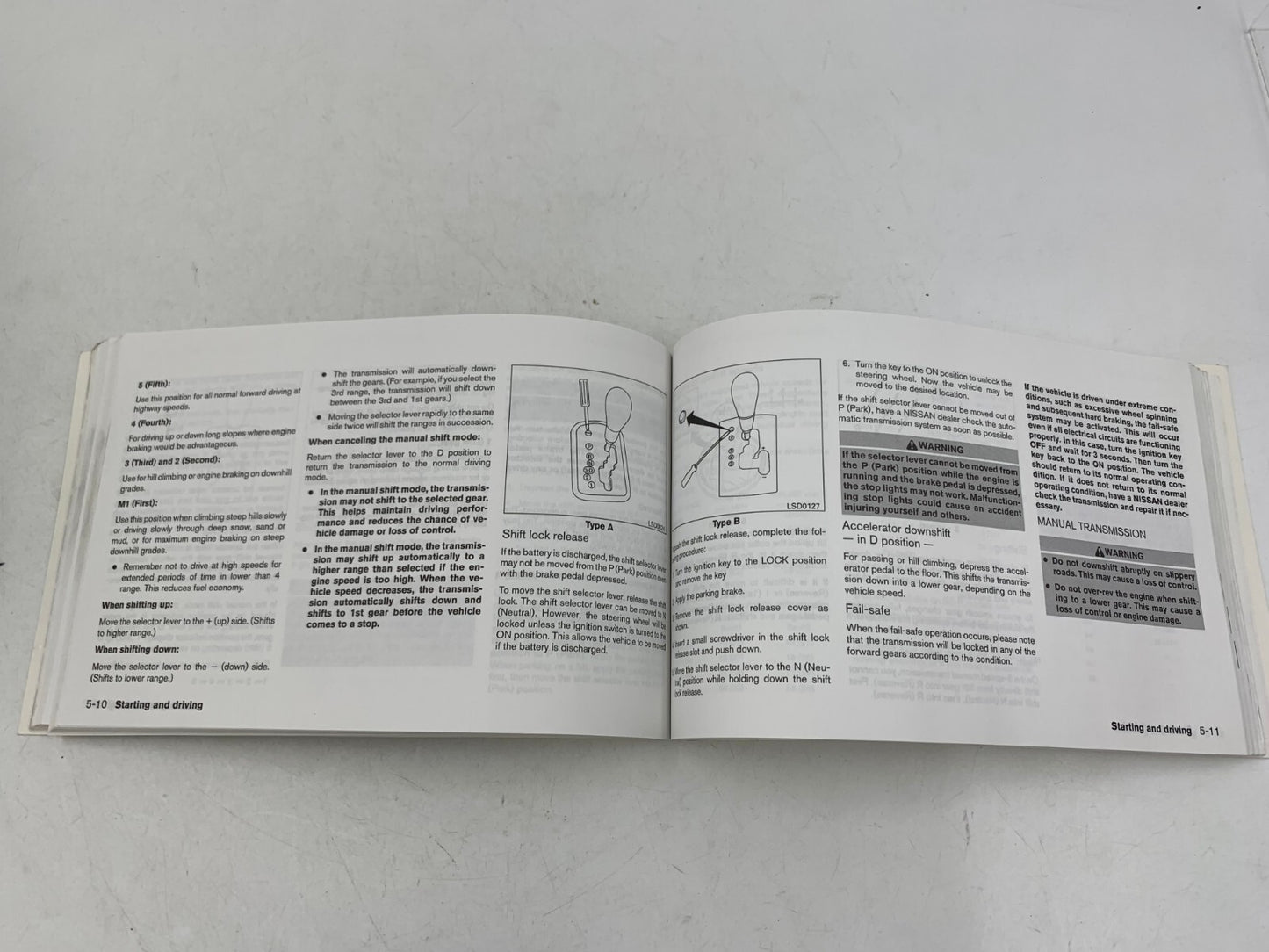 2006 Nissan Altima Owners Manual with Case OEM E03B26099