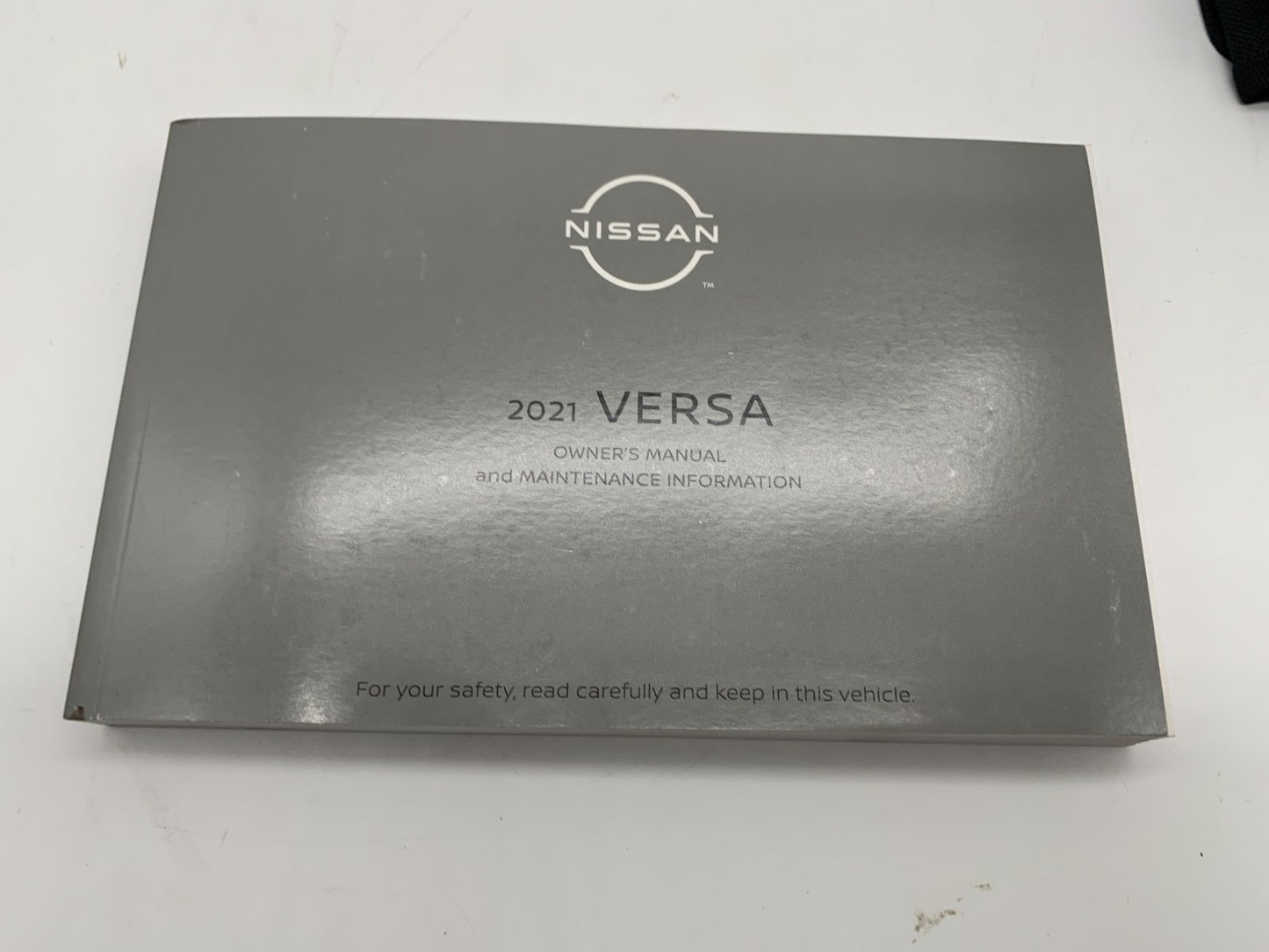 2021 Nissan Versa Owners Manual Set with Case OEM B02B36050