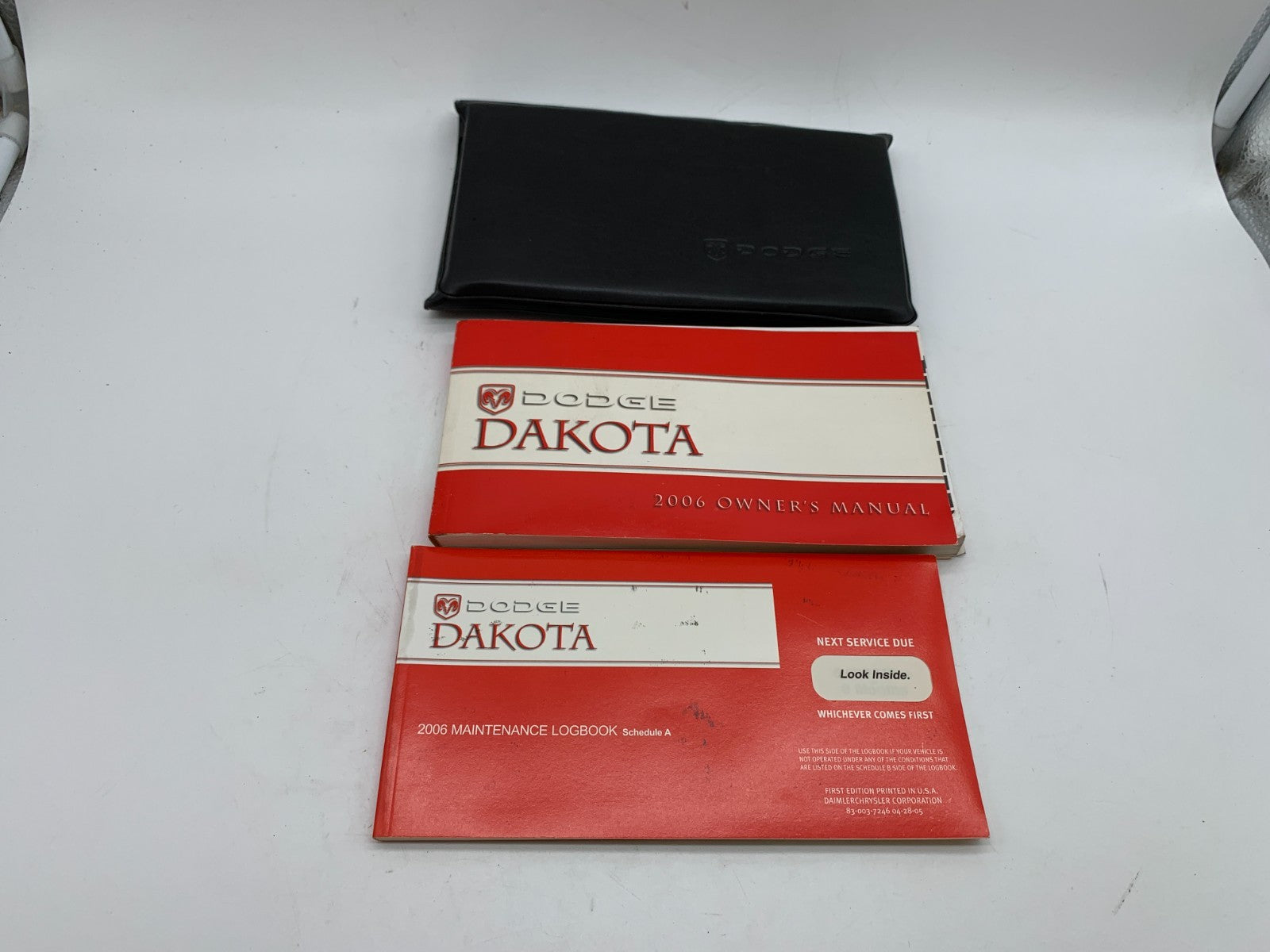 2006 Dodge Dakota Owners Manual Set with Case OEM C02B07011