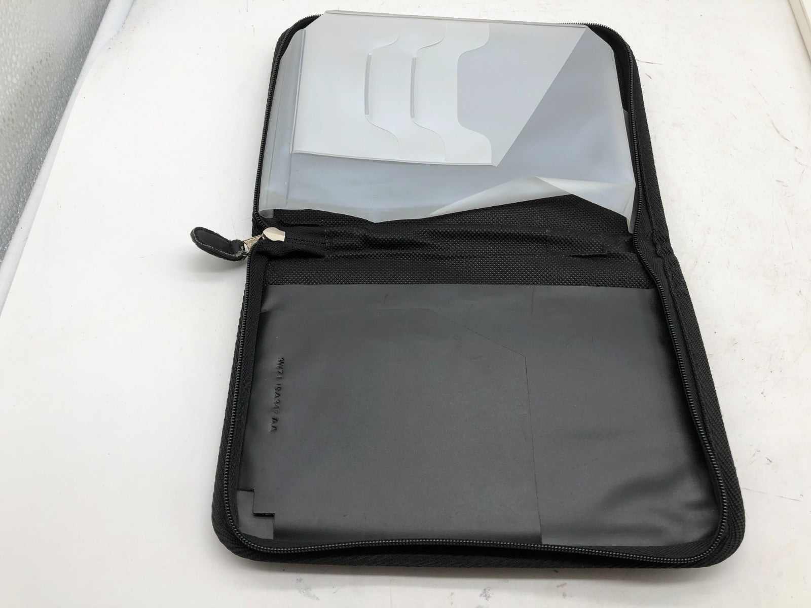 2008 Ford Taurus Owners Manual Set with Case OEM B01B35007