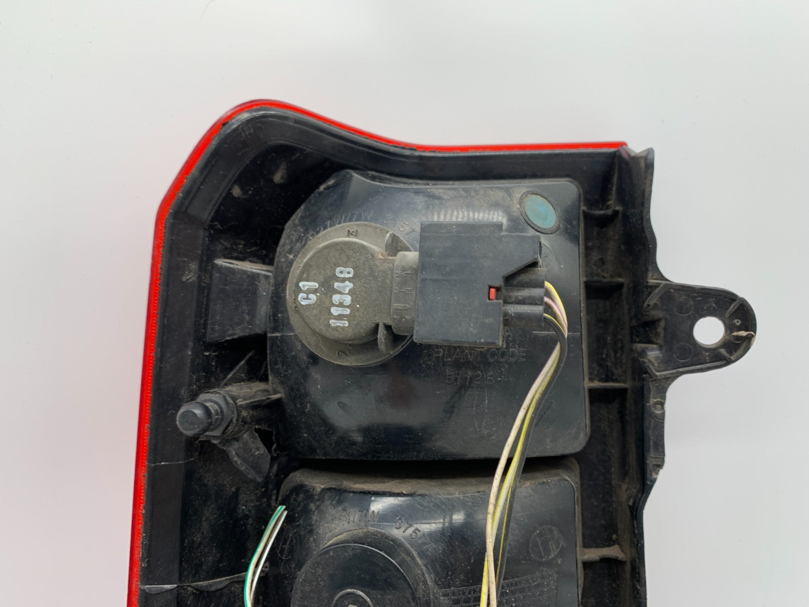 2008-2017 Jeep Patriot Sdn Passenger Side Tail Light Taillight OEM C03B49004