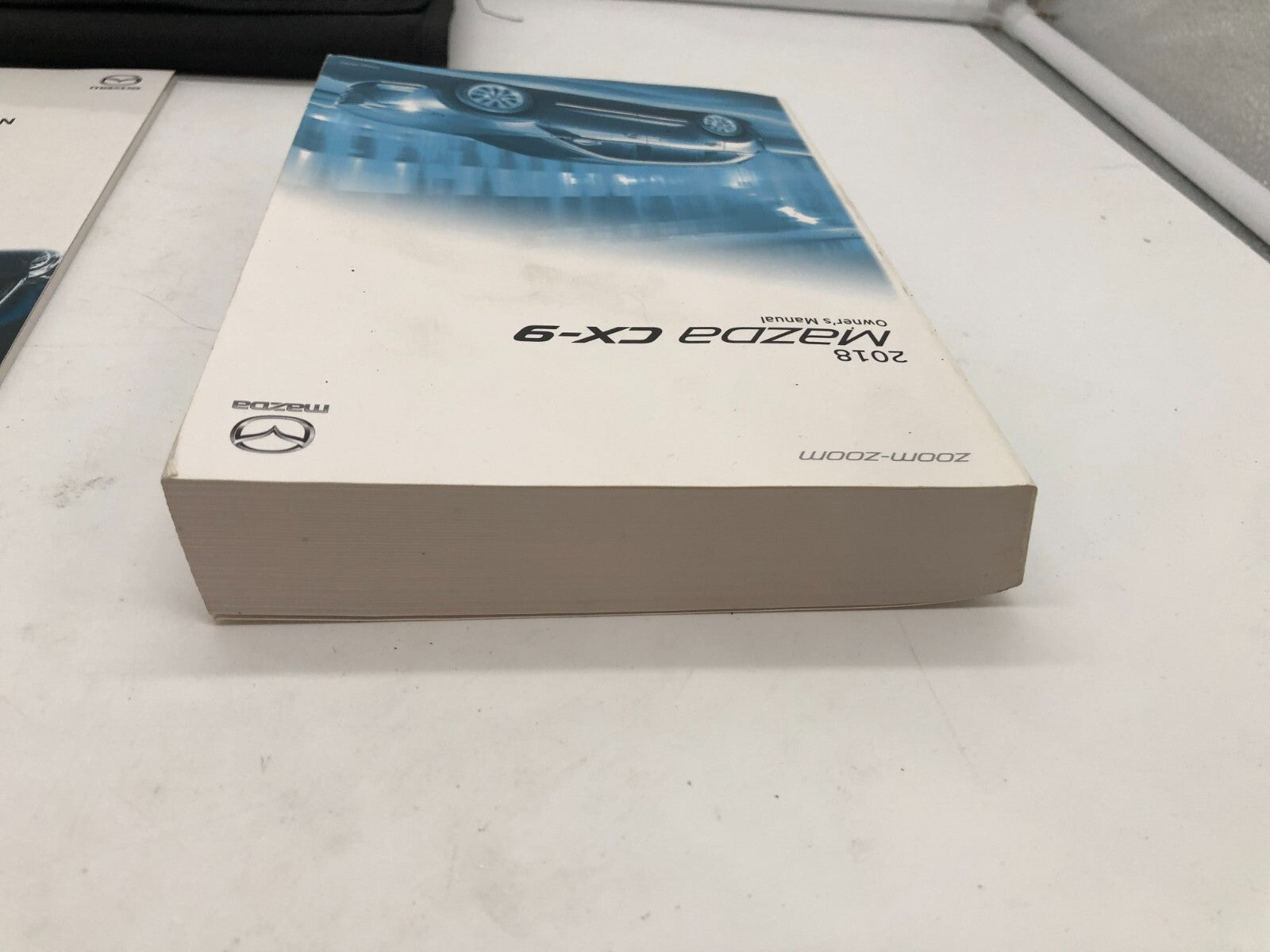 2018 Mazda CX-9 CX9 Owners Manual Set with Case OEM C02B40010