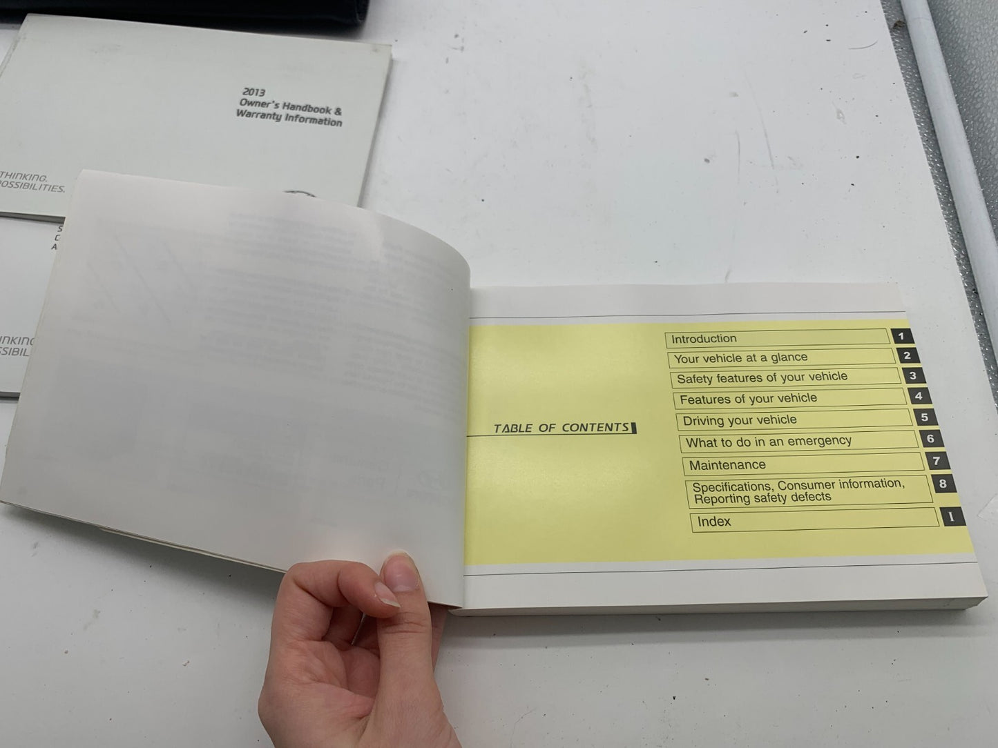 2013 Hyundai Sonata Owners Manual Set with Case OEM R01B23010