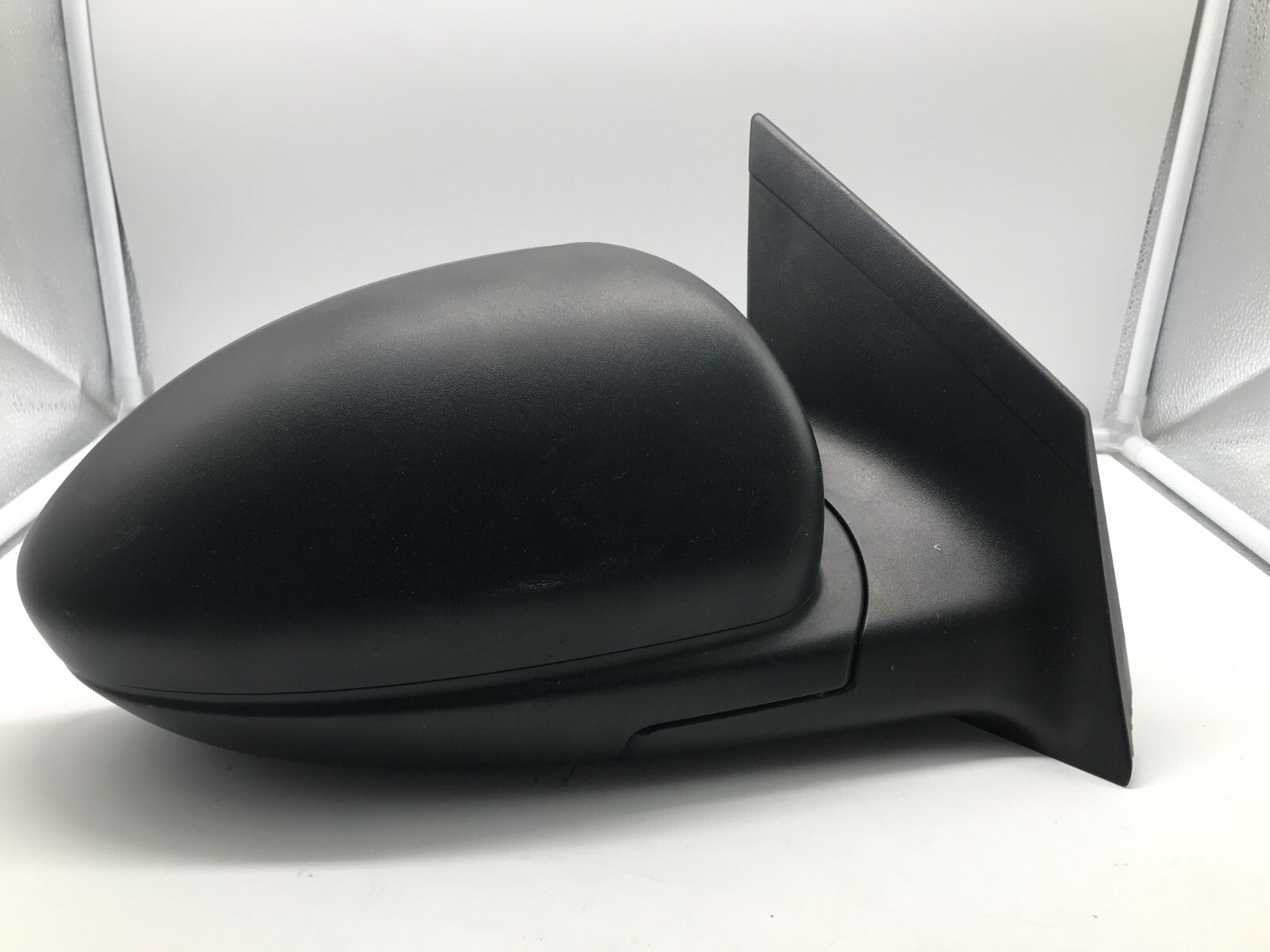 2011-2014 Chevrolet Cruze Passenger Side View Manual Door Mirror Black D01B49047