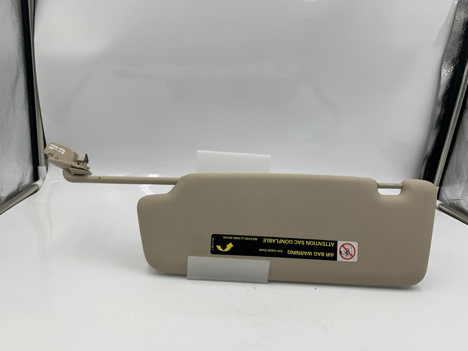 2009-2012 Audi A4 Passenger Sun Visor Sunvisor Gray Illuminated OEM D02B32026