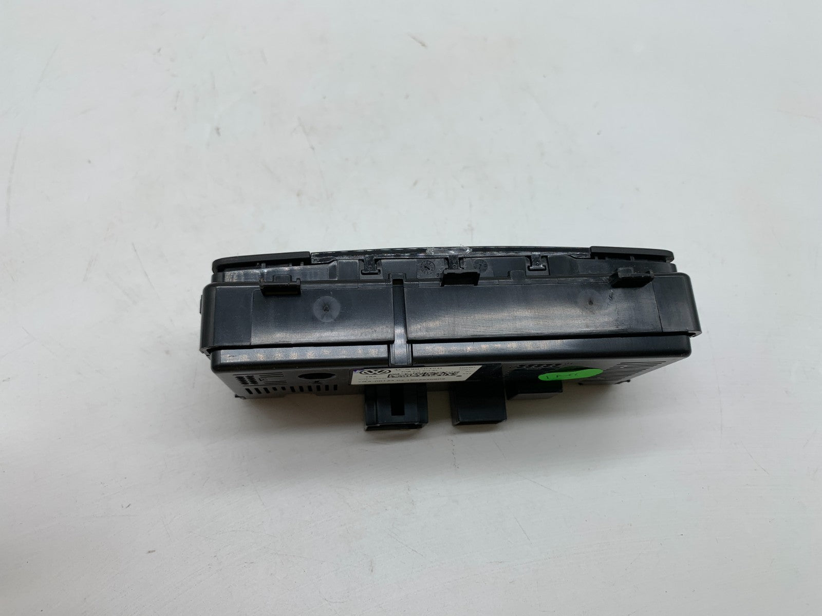2018-2023 Volkswagen Atlas REAR AC Heater Climate Control Unit OEM D02B64011