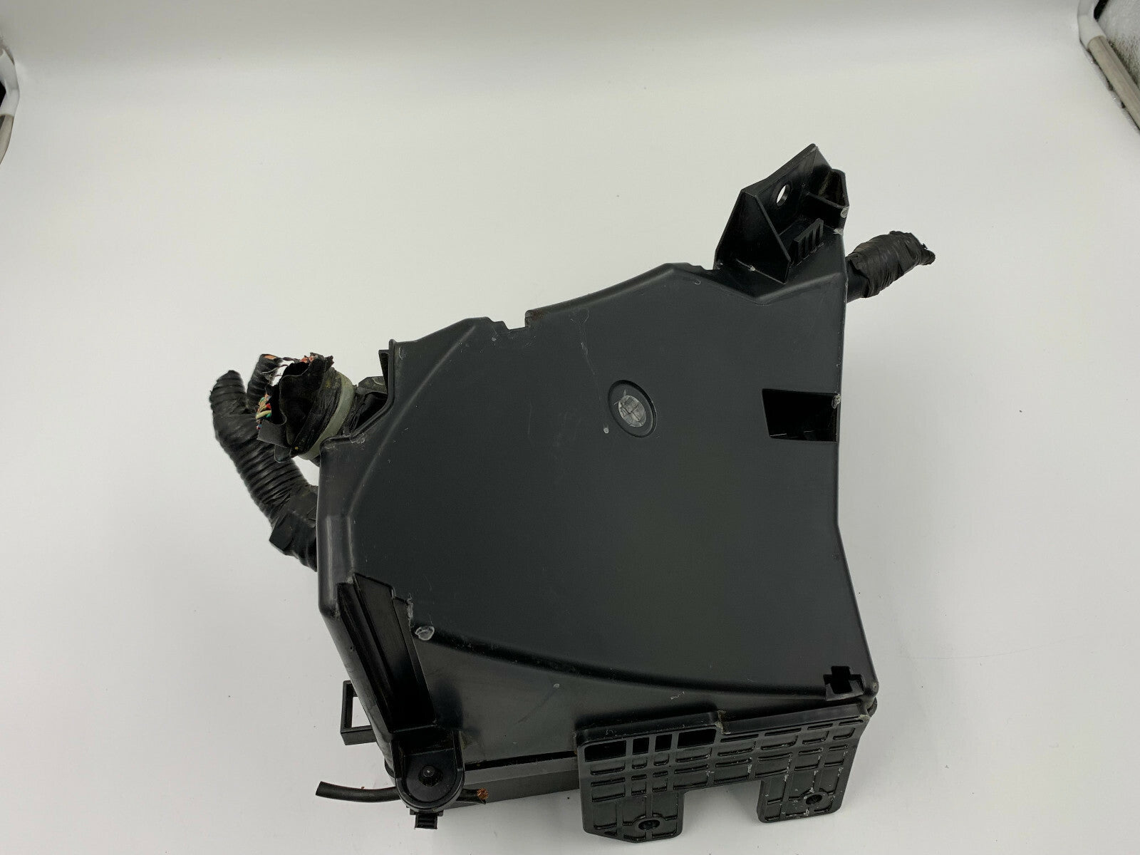 2010-2014 Subaru Legacy Fuse Box Relay Module Block Relay OEM B02B57002