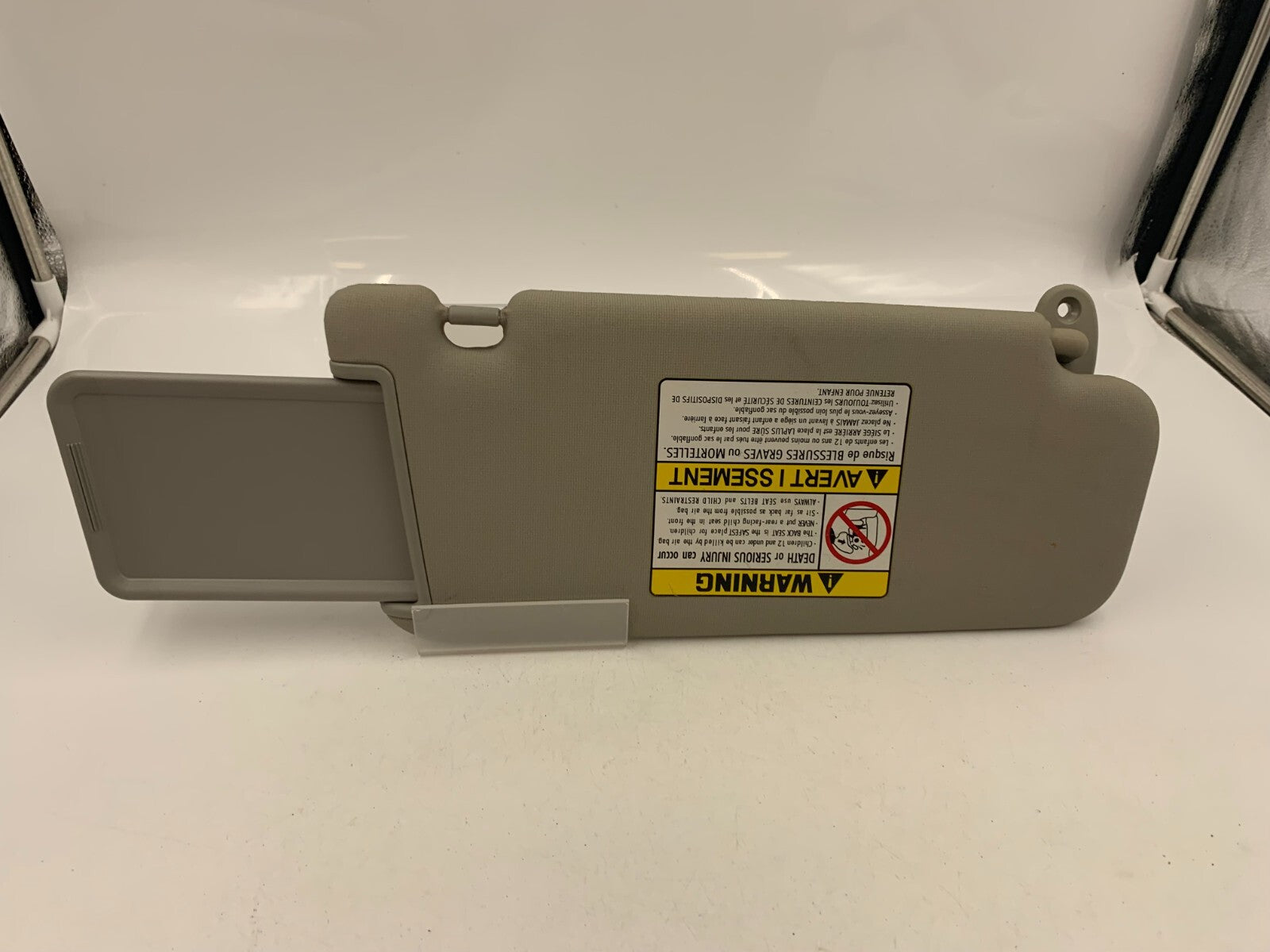 2010-2013 Kia Forte Driver Sun Visor Sunvisor Gray OEM D01B45010