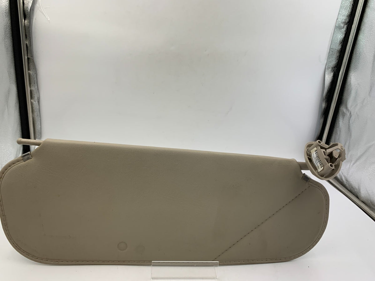 2003-2019 Chevrolet Express 2500 Passenger Sun Visor Gray Illuminated D01B16003