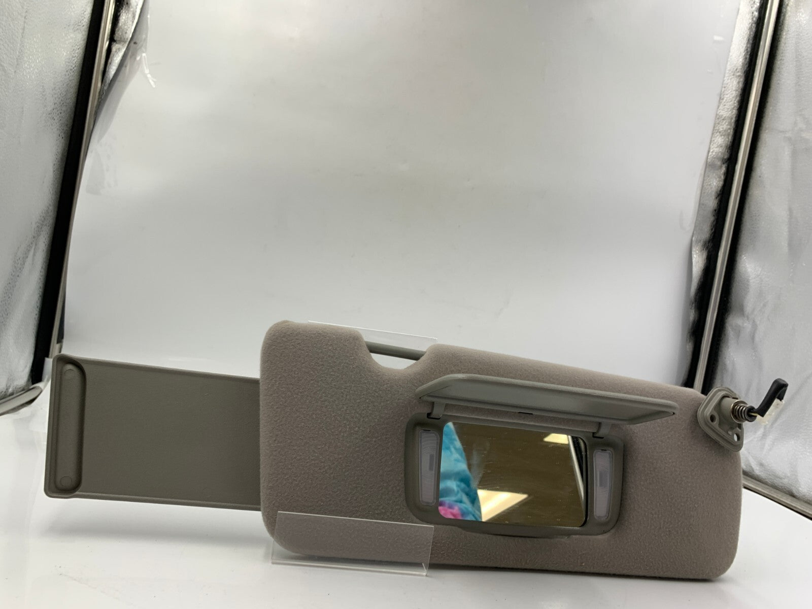 2000-2001 Lexus ES300 Passenger Sun Visor Gray OEM E02B52011