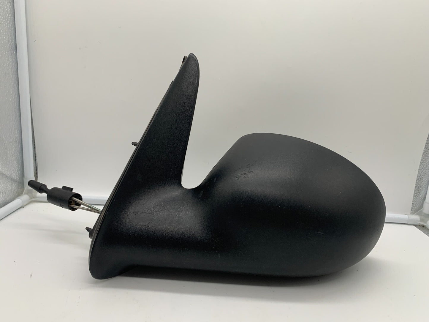2005-2008 Chrysler PT Cruiser Driver Side View Manual Door Mirror Blk C04B57012