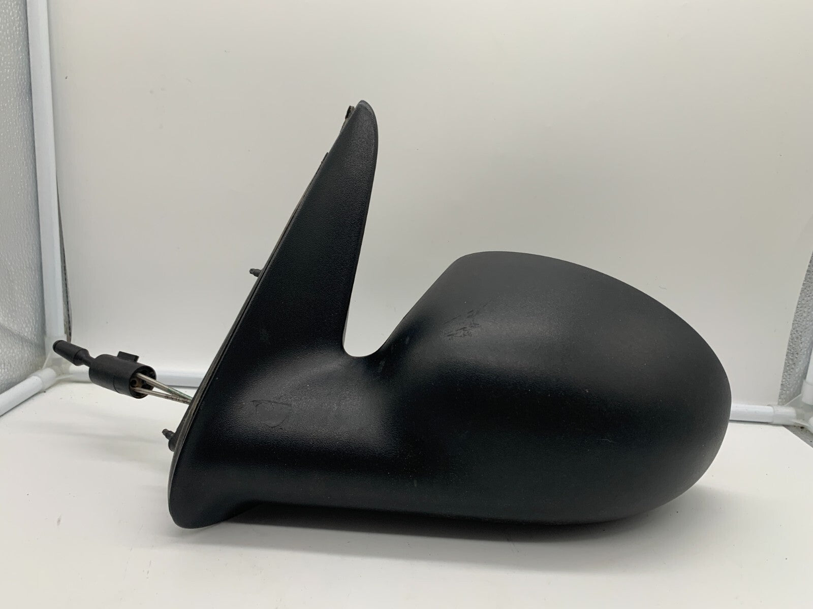 2005-2008 Chrysler PT Cruiser Driver Side View Manual Door Mirror Blk C04B57012