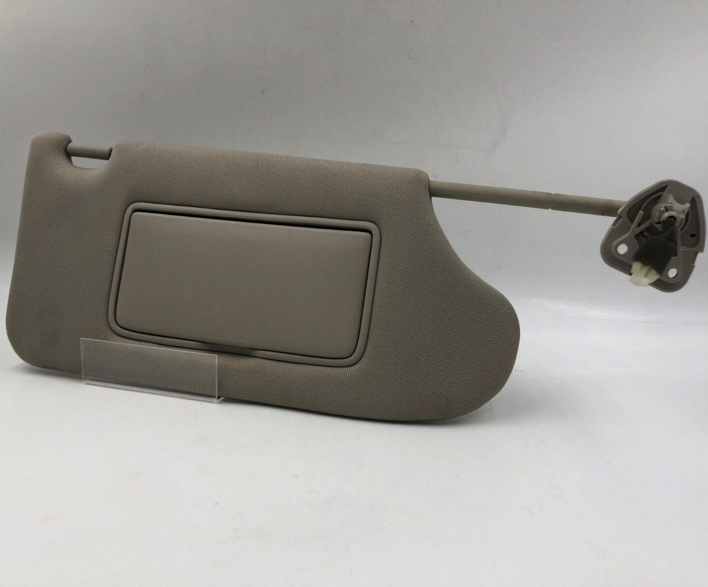 2013-2018 Nissan Altima Passenger Sun Visor Gray Illuminated OEM A03B09070