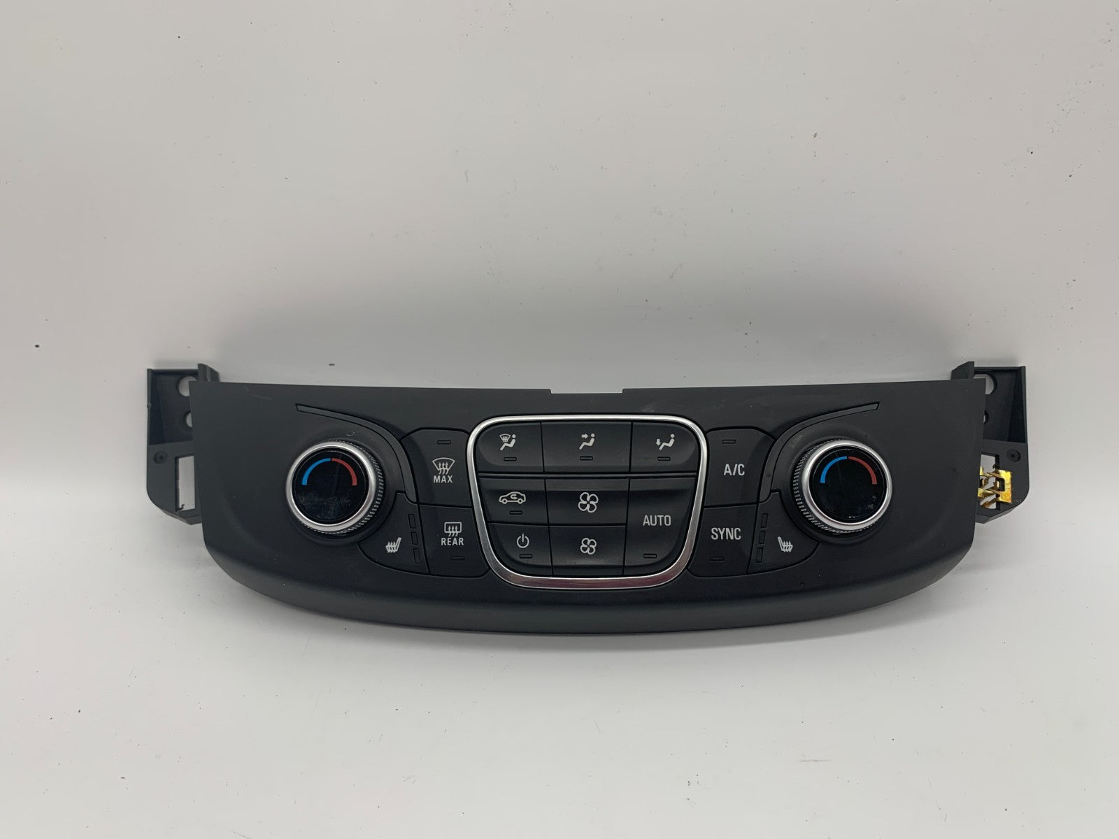 2018-2021 Chevrolet Traverse AC Heater Climate Control Heated Seats 84344402