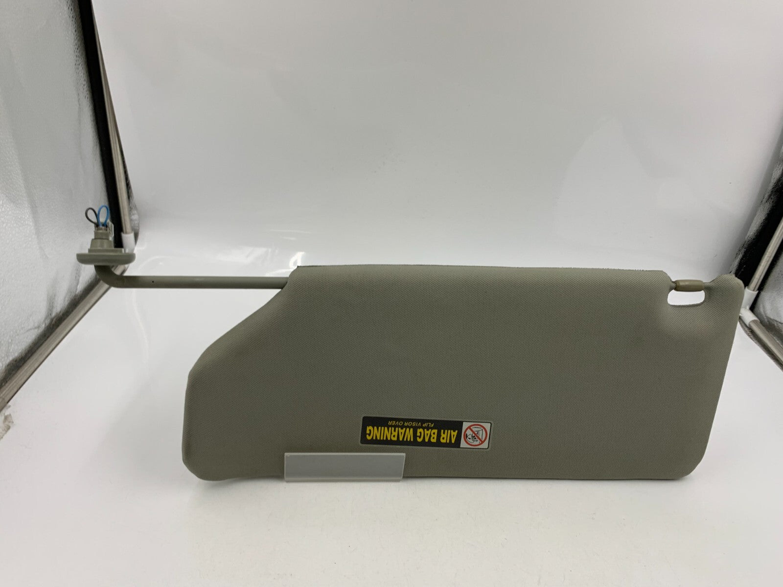 2006-2010 Honda Odyssey Passenger Sun Visor Gray Illuminated OEM B04B18053