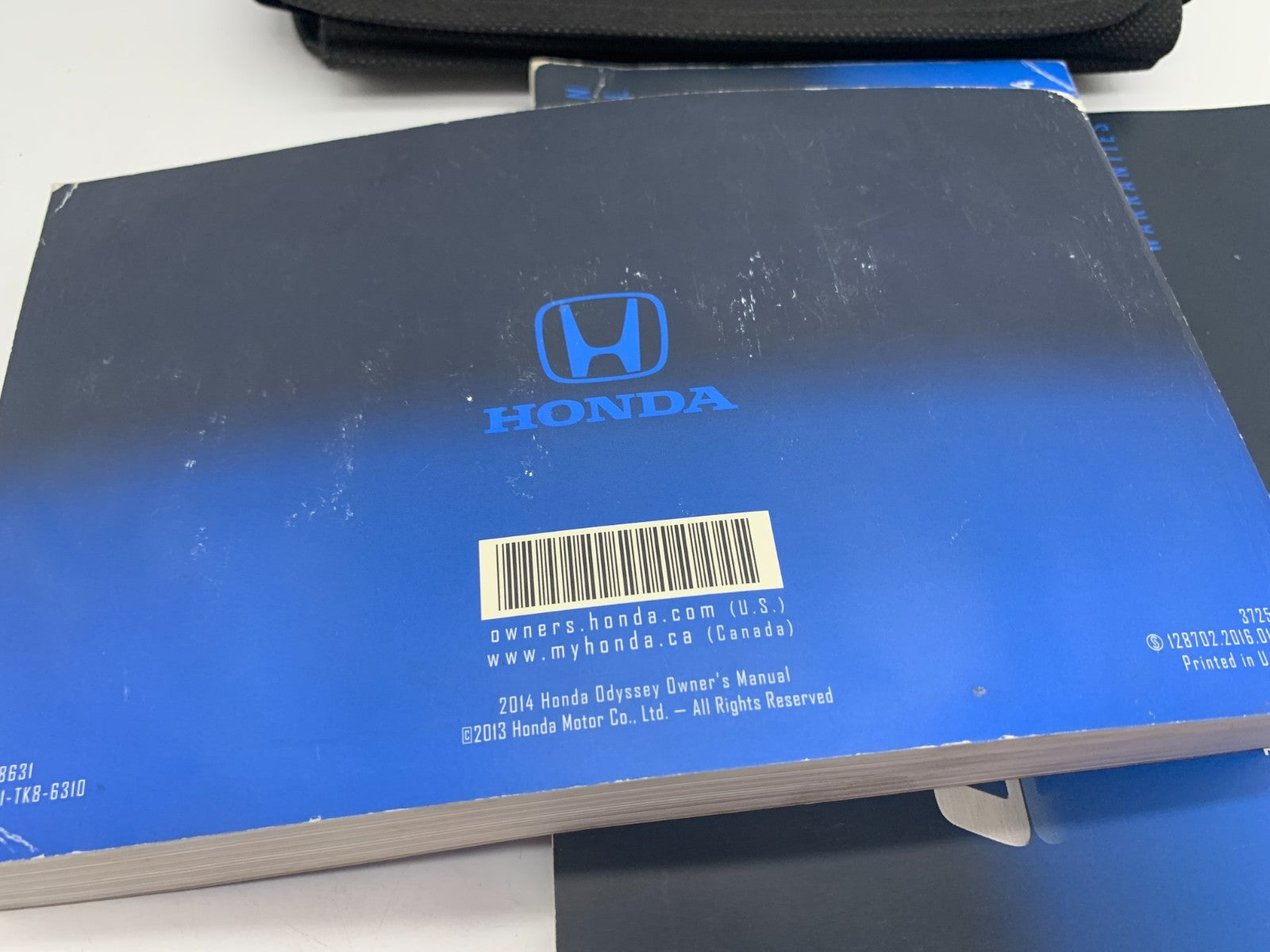 2014 Honda Odyssey Owners Manual Set with Case OEM D03B43001