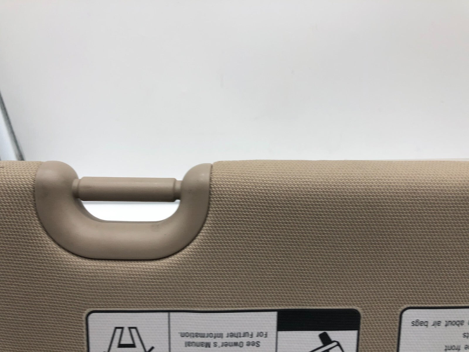 2013-2019 Hyundai Santa Fe Driver Sun Visor Beige Illuminated OEM A01B36002