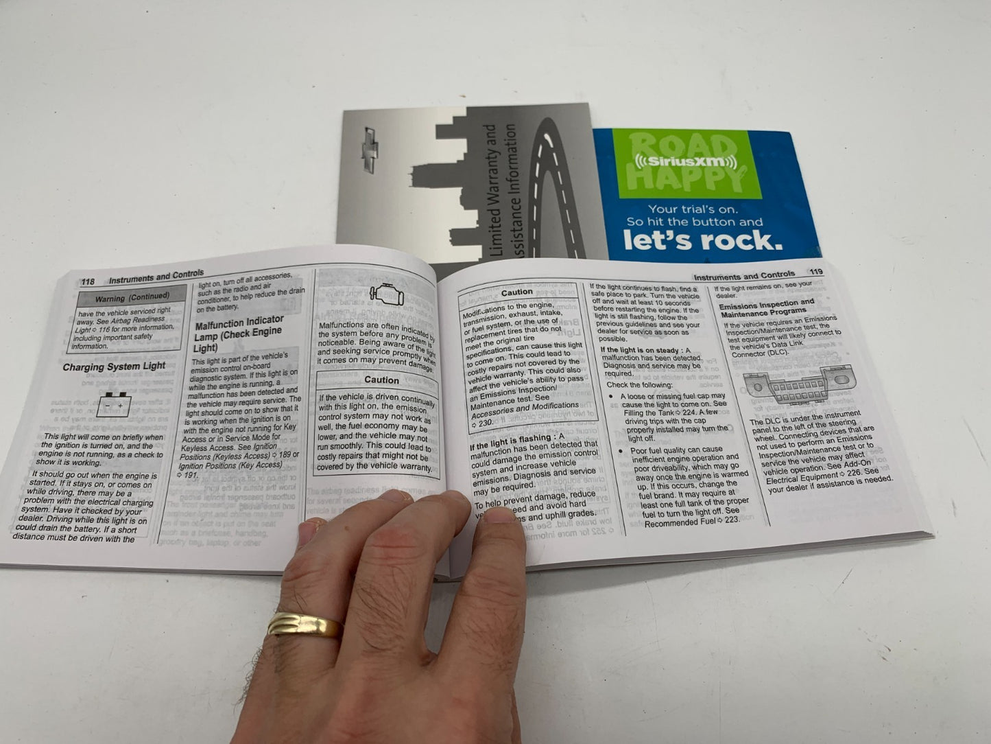 2019 Chevrolet Trax Owners Manual Set OEM A02B44043