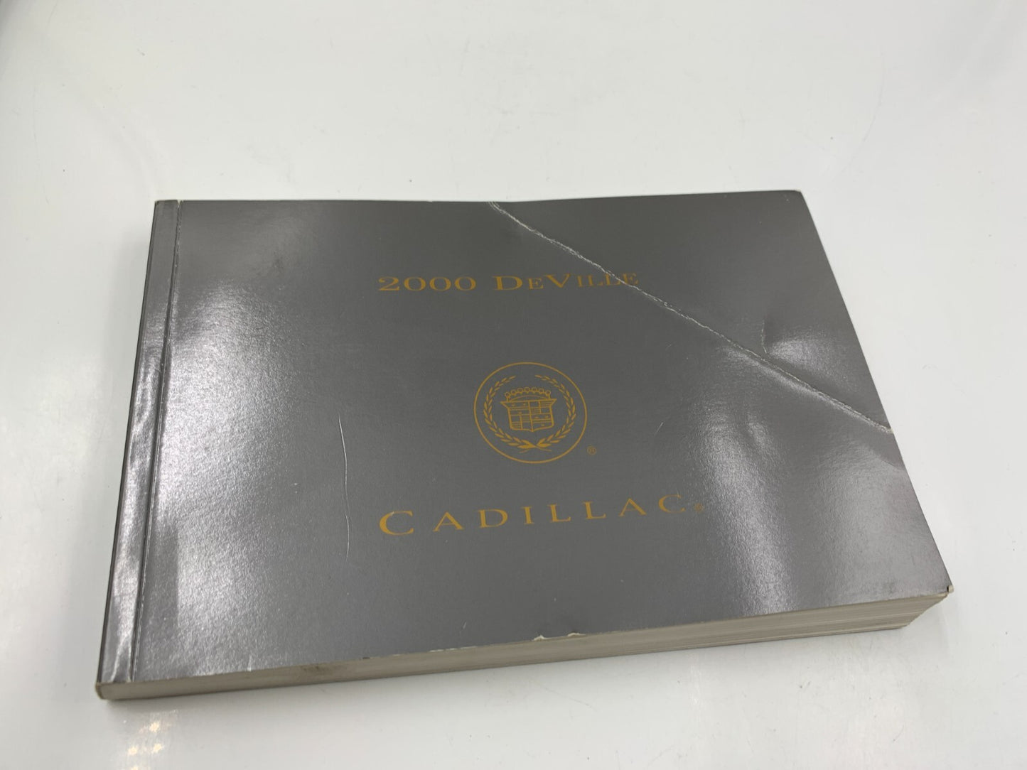 2000 Cadillac Deville Owners Manual with Case OEM C04B41001