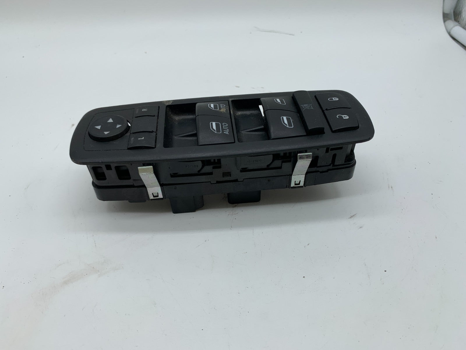 2012-2016 Chrysler Town & Country Master Power Window Switch OEM D01B36009