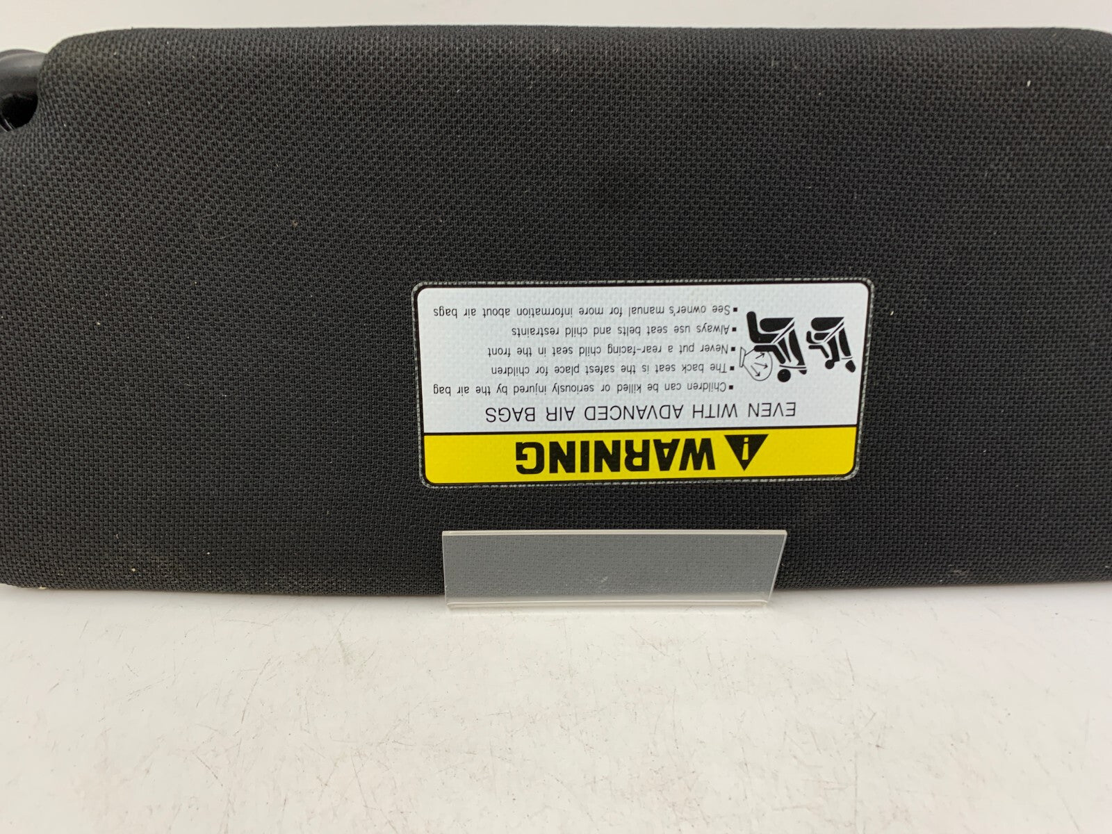 2015-2019 Hyundai Elantra Passenger Sun Visor Black Illuminated OEM B03B30046