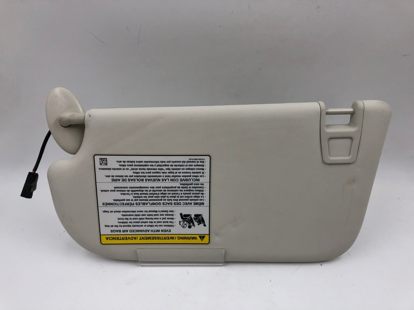 2013-2019 Ford Escape Passenger Sun Visor Sunvisor Ivory Illumination C03B43005