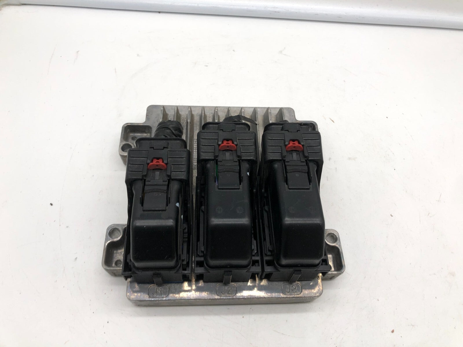 2017-2021 Chevrolet Trax Engine Control Module Unit ECU ECM OEM D04B70010