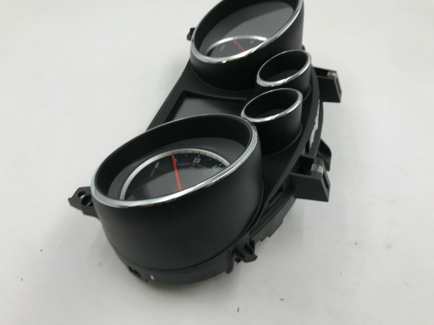 2016 Buick Encore Speedometer Instrument Cluster 40270 Miles OEM B02B30039