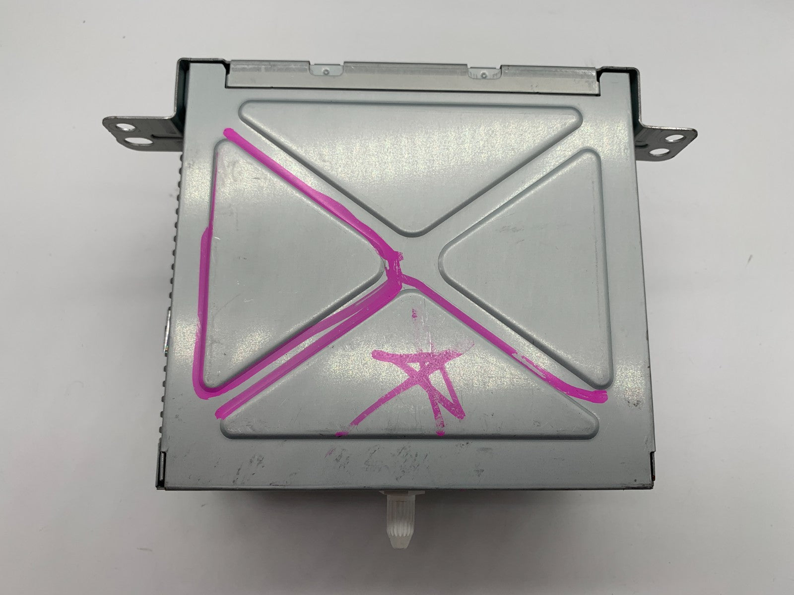 2015-2016 Buick Verano AM FM CD Player Radio Receiver OEM D01B17003