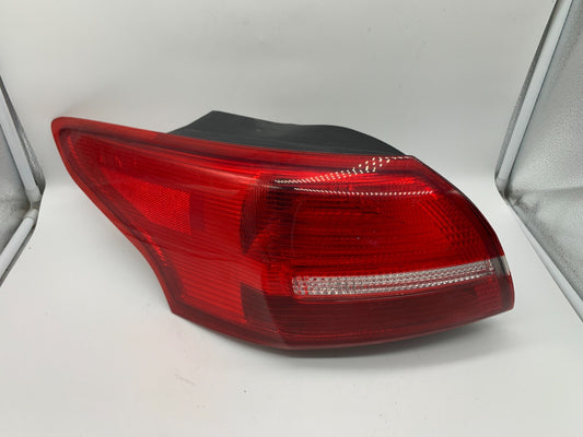 2015-2018 Ford Focus Sedan Driver Side Tail Light Taillight OEM B03B12064