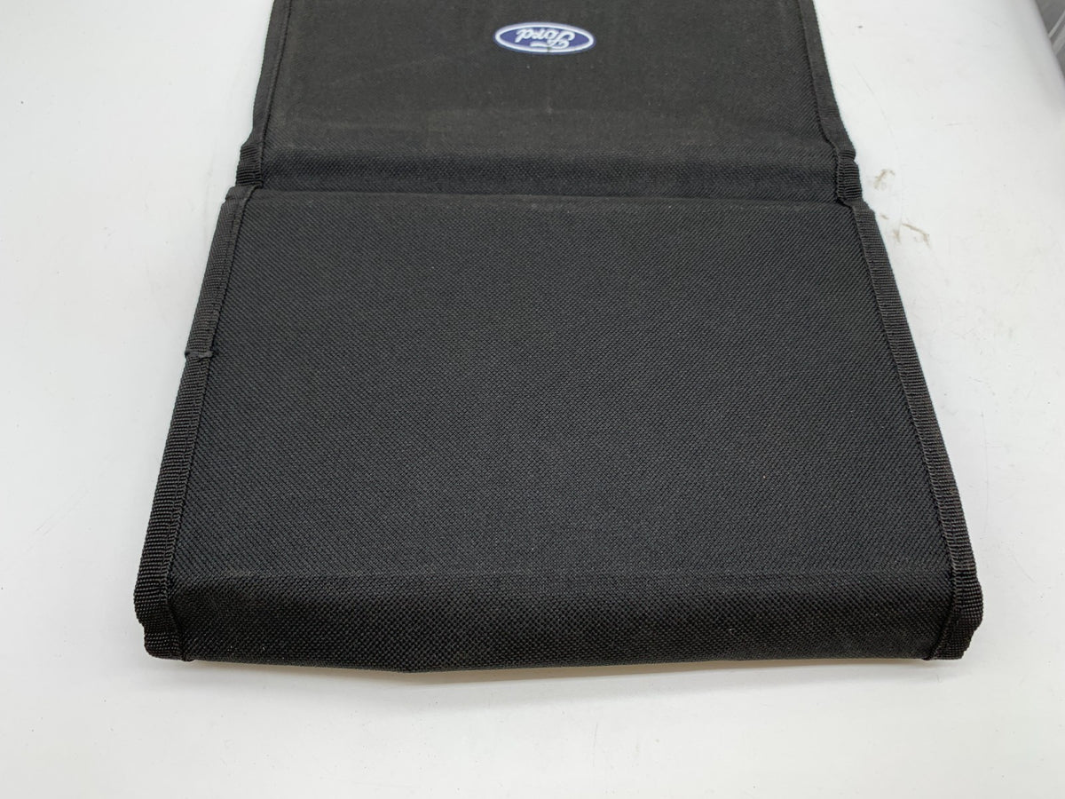 2017 Ford Explorer Owners Manual Set with Case OEM C02B07010