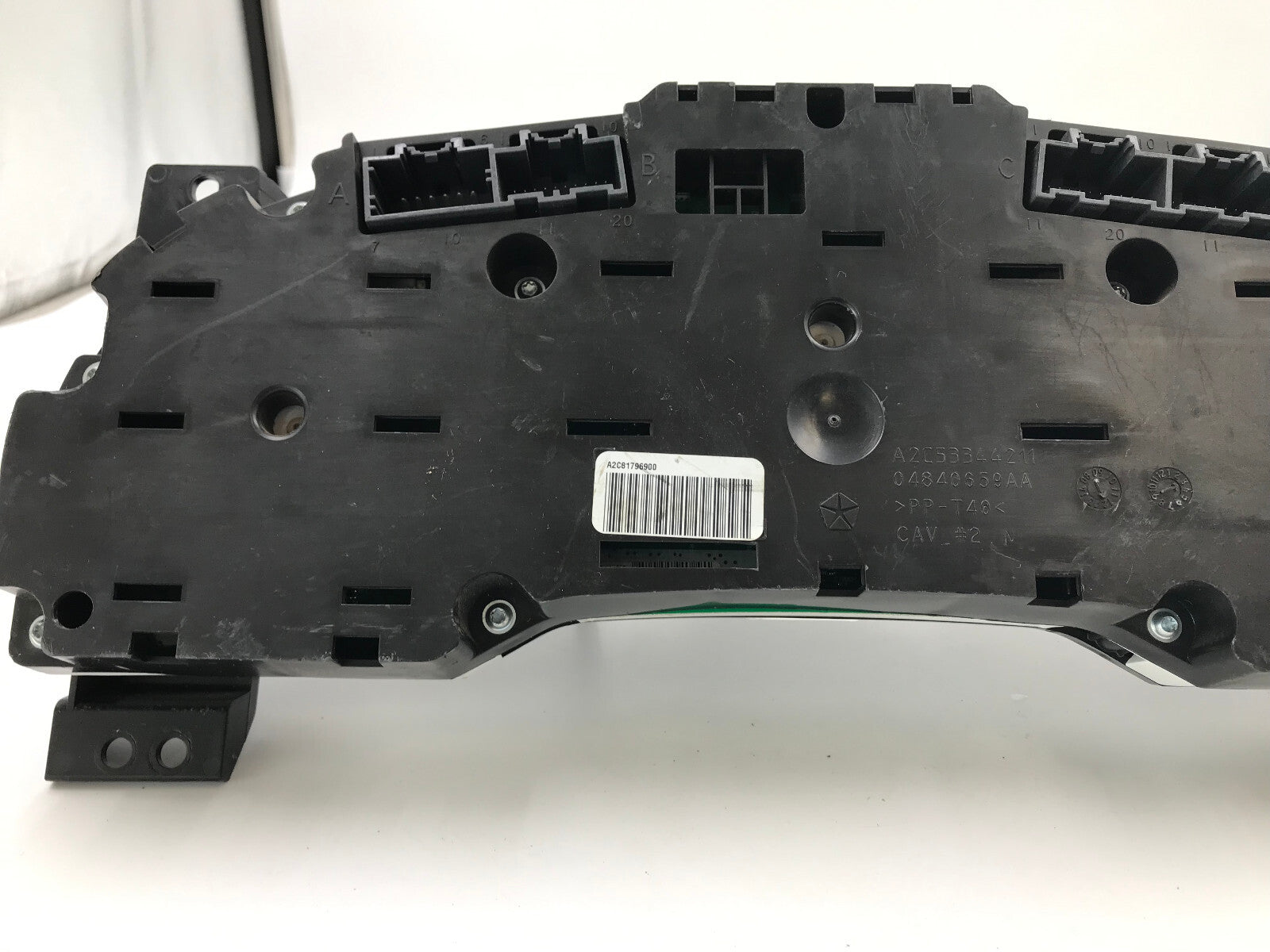 2011-2014 Chrysler 200 Speedometer Instrument Cluster 58650 Miles OEM D01B30080