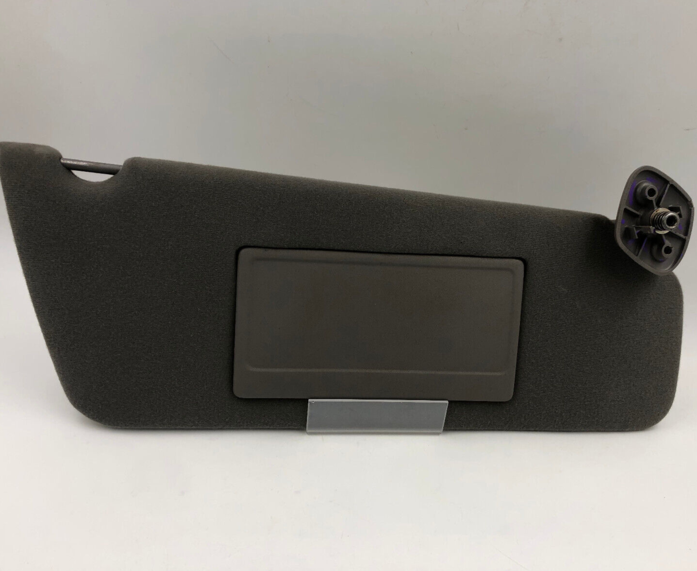 2000-2002 Ford F-150 Passenger Sun Visor Gray OEM D03B61002