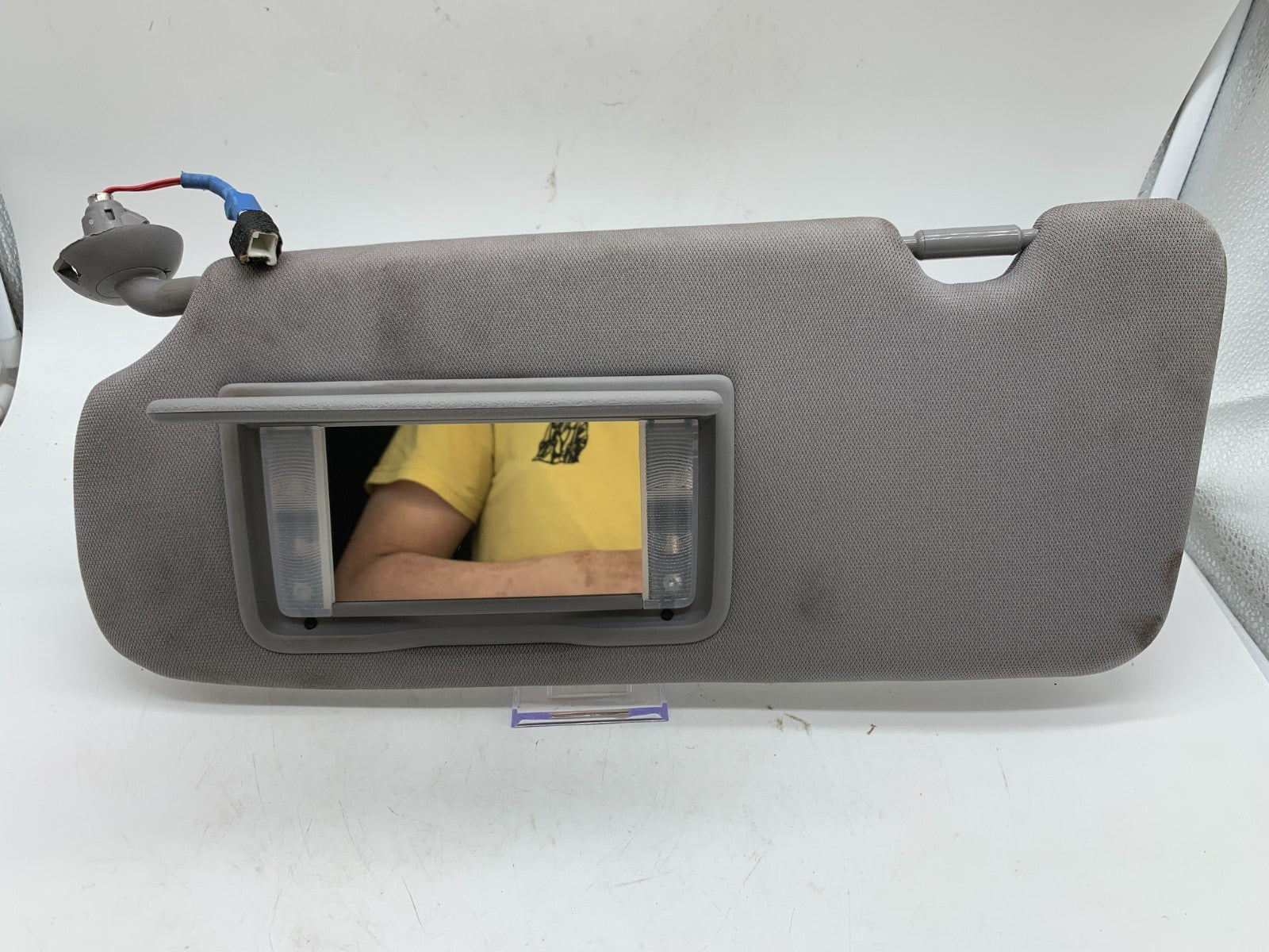 2017-2019 Honda CRV CR-V Driver Sun Visor Gray Illuminated OEM B01B28001