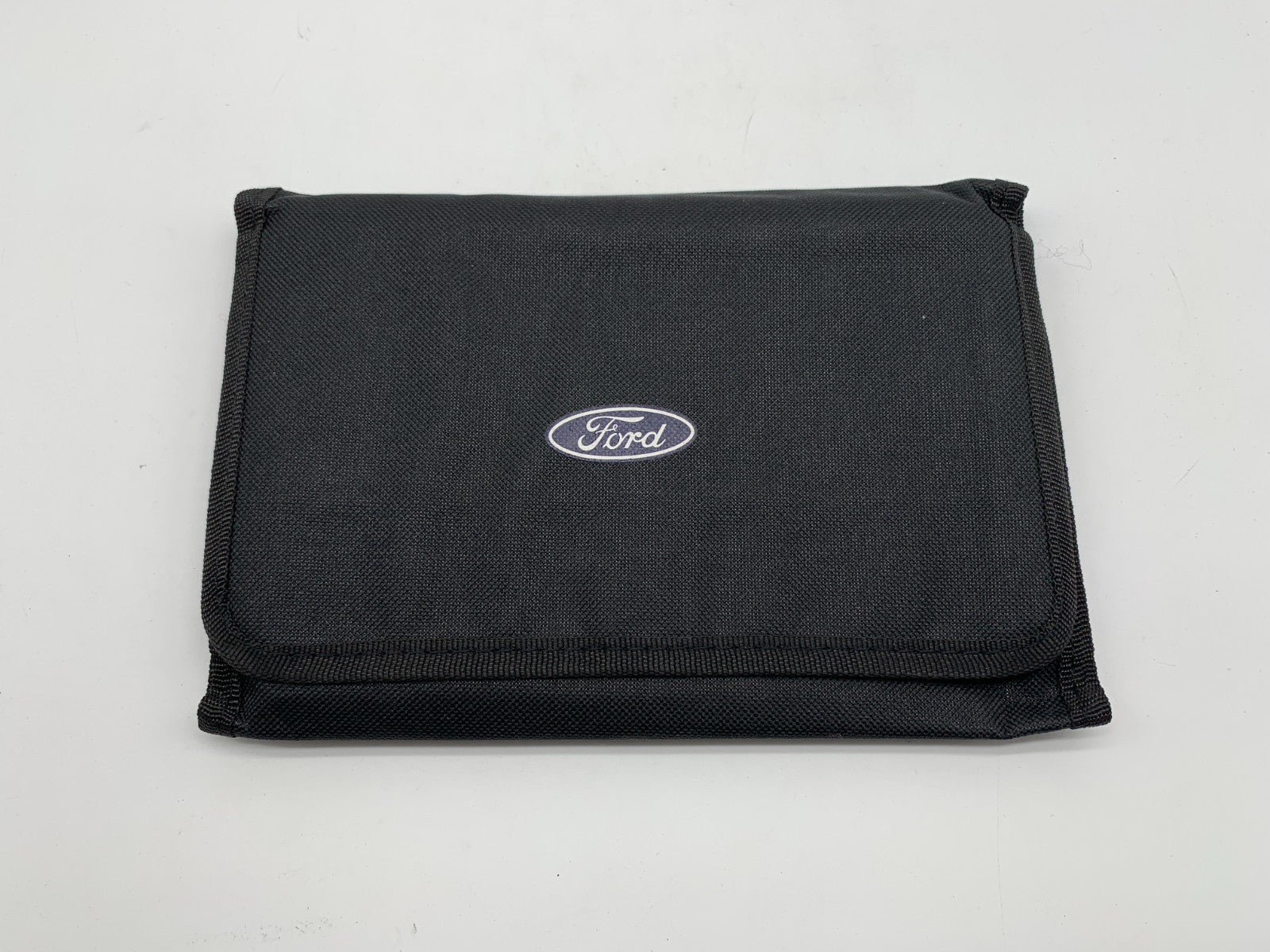 2020 Ford Fusion Hybrid Owners Manual Set with Case OEM E02B36004