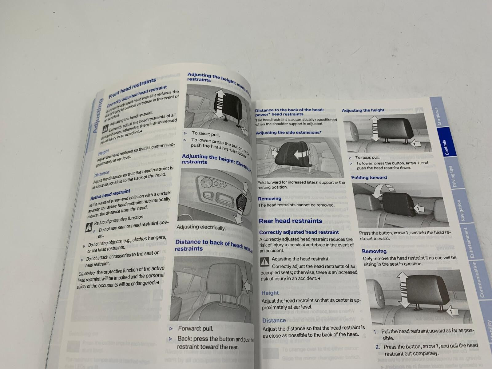 2011 BMW 550i Sedan Owners Manual Set with Case OEM D02B08045