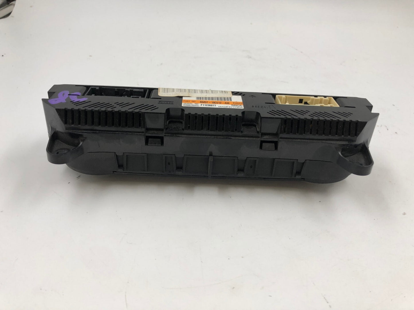 2013-2014 Ford Focus AC Heater Climate Control Unit OEM B02B09047