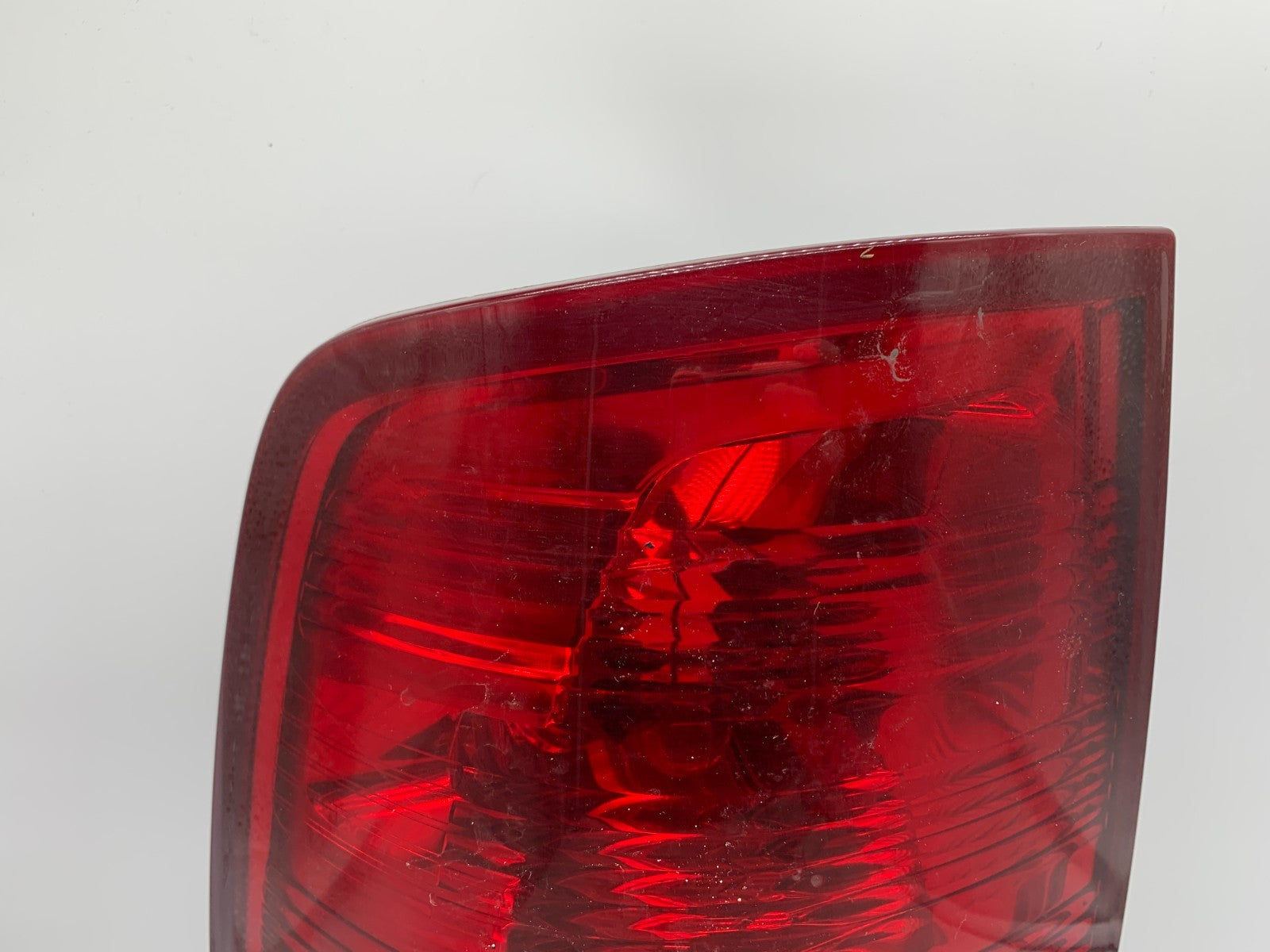 2009-2018 Ram 1500 Driver Tail Light Taillight OEM B04B29008