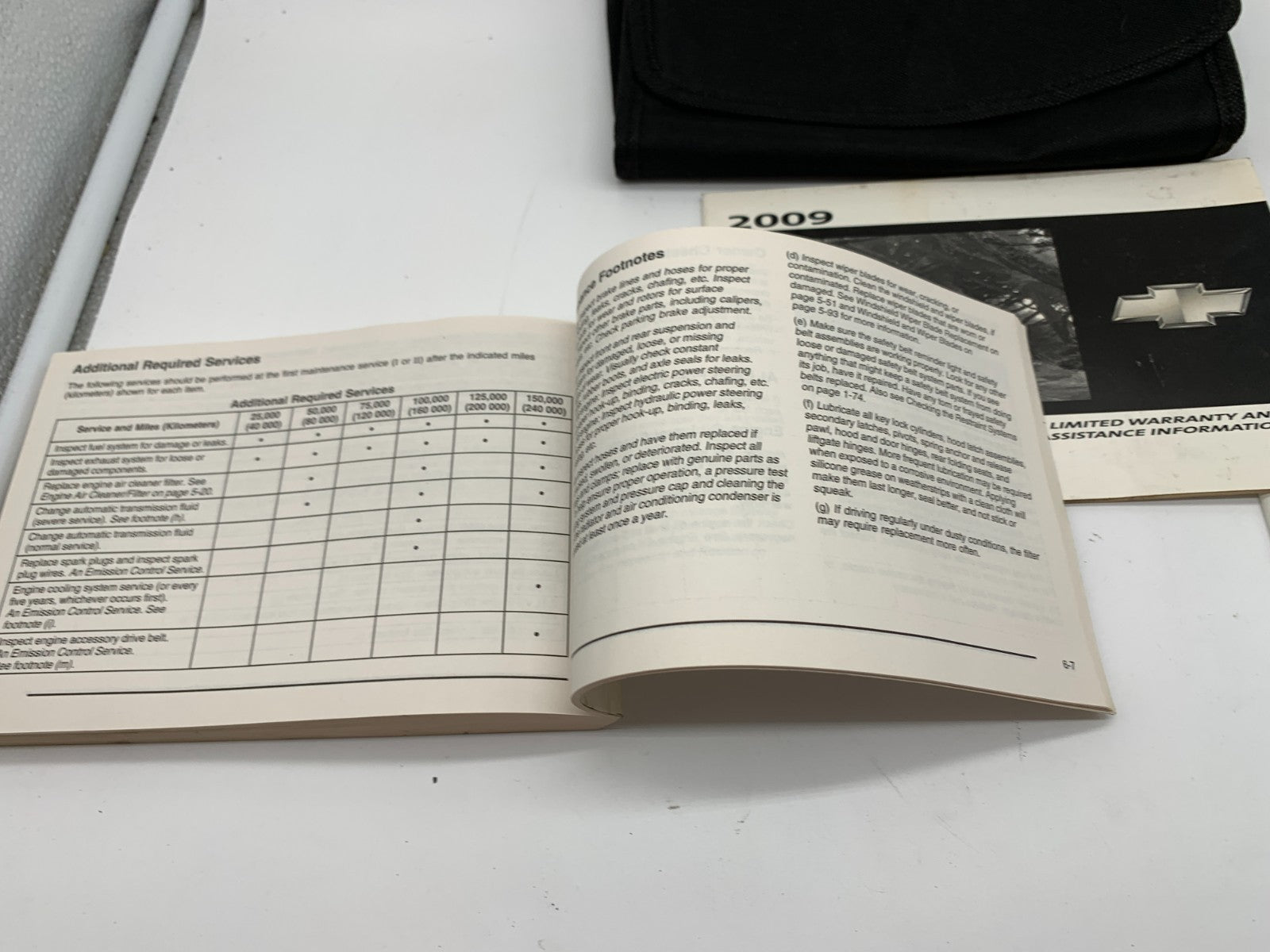 2009 Chevrolet Equinox Owners Manual Set with Case OEM B01B04048
