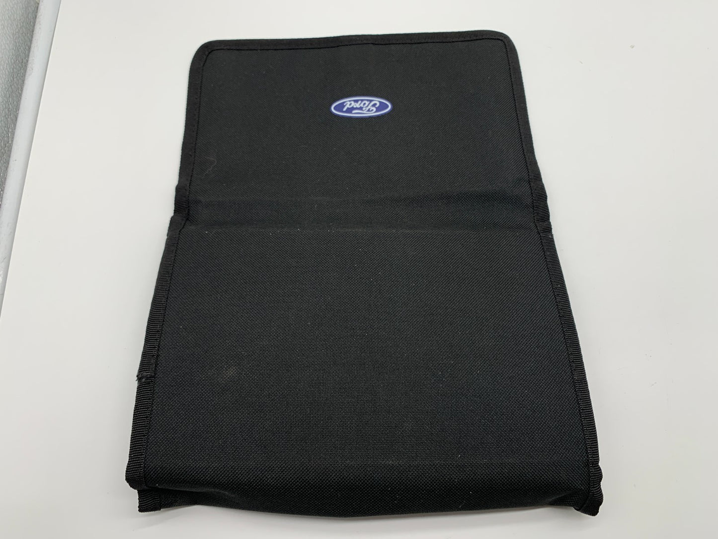 2019 Ford Escape Owners Manual Set with Case OEM B04B13006