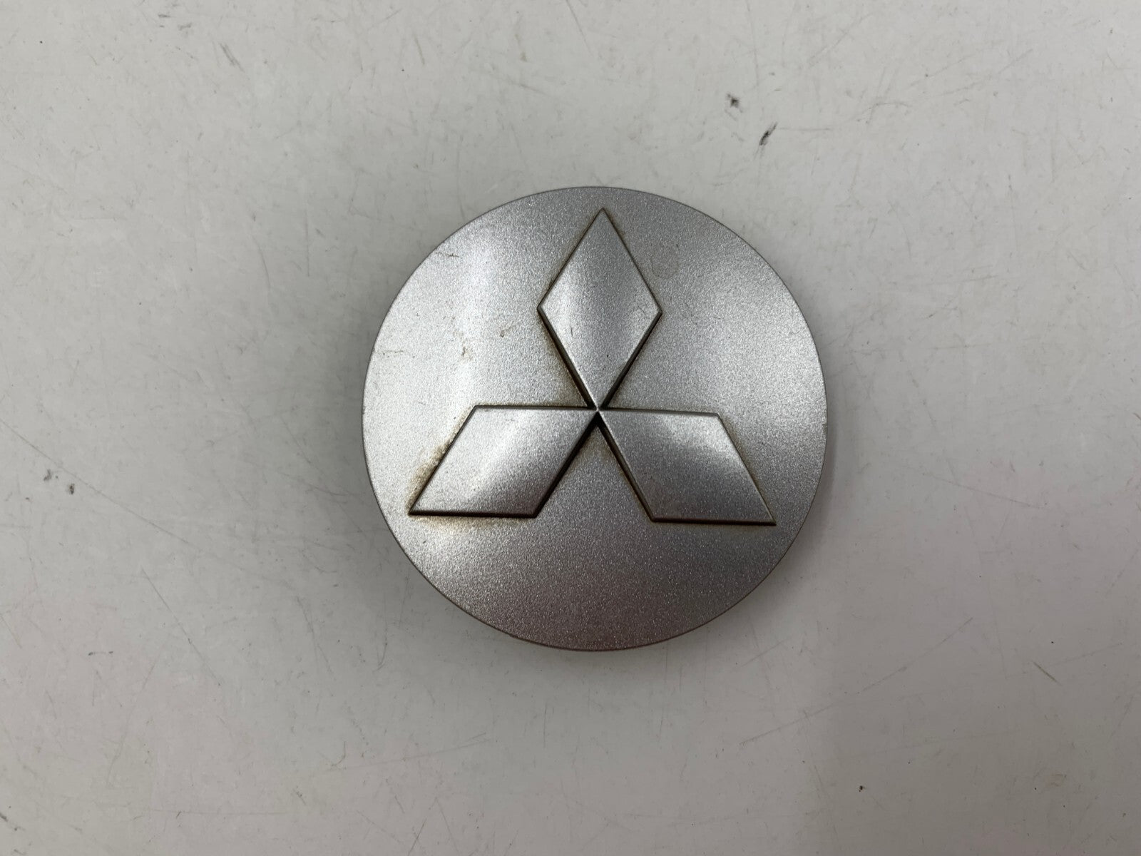 Mitsubishi Rim Wheel Center Cap Set Gray OEM D01B14039